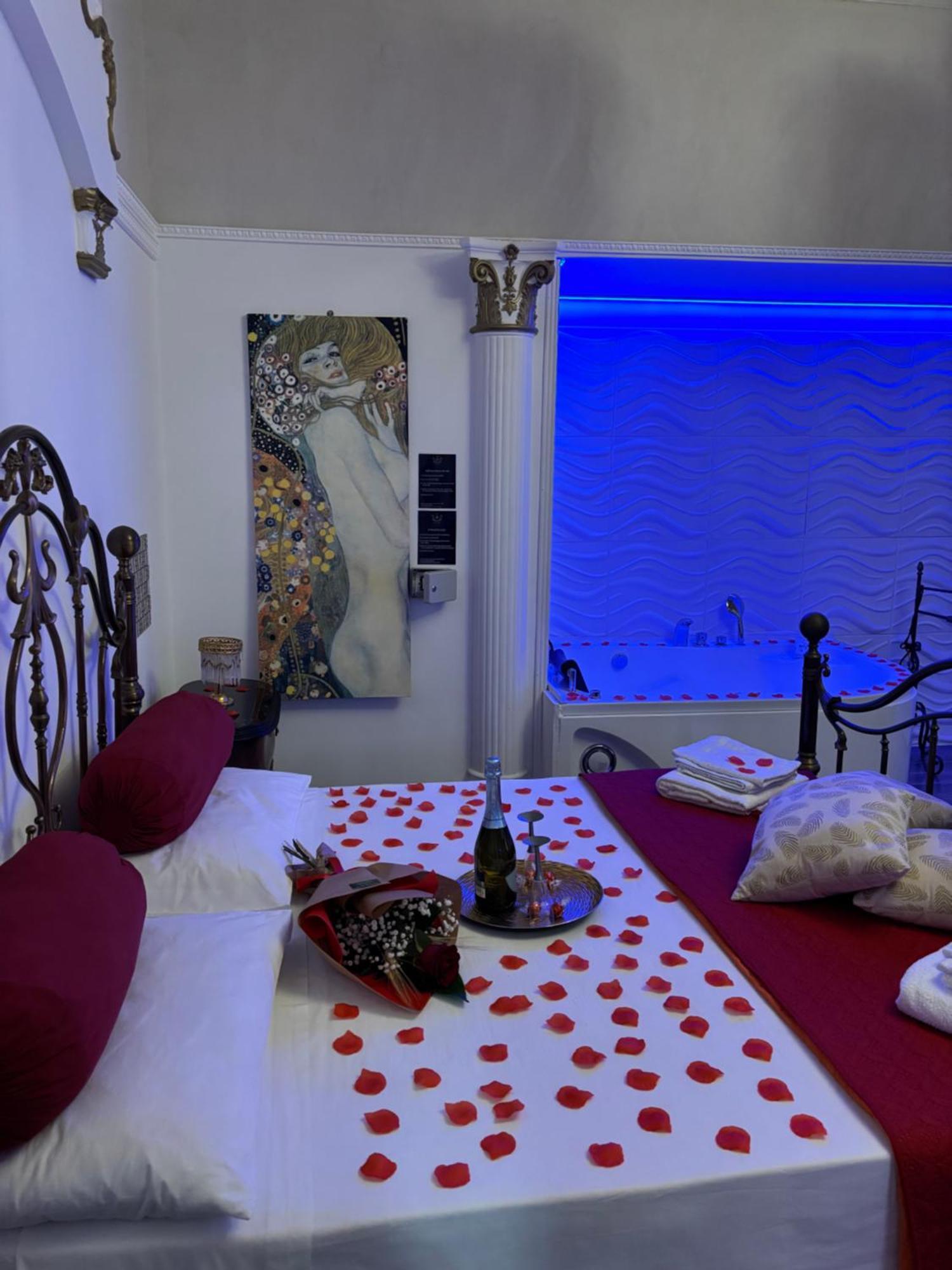 Beb Boreale Hotel Naples Exterior photo
